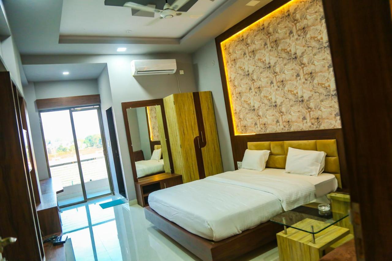 Aashirwad Hotels & Resort Shamgarh Kültér fotó