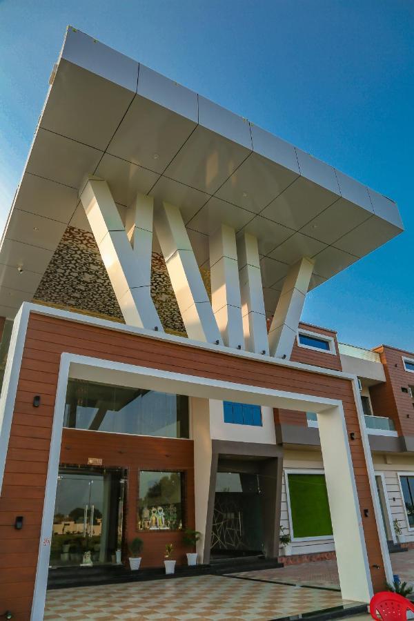 Aashirwad Hotels & Resort Shamgarh Kültér fotó