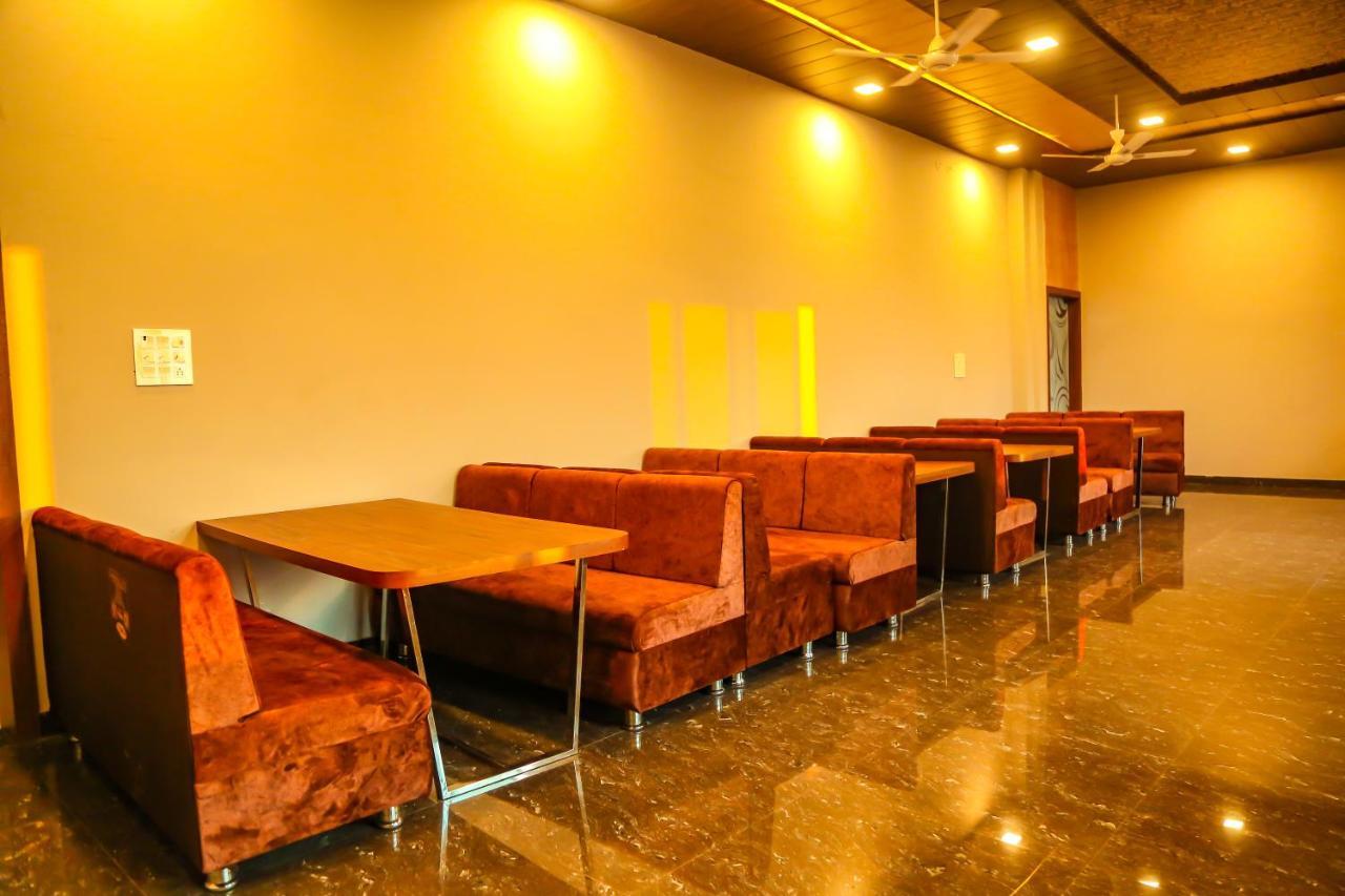 Aashirwad Hotels & Resort Shamgarh Kültér fotó