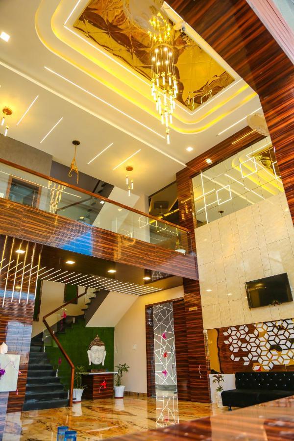 Aashirwad Hotels & Resort Shamgarh Kültér fotó