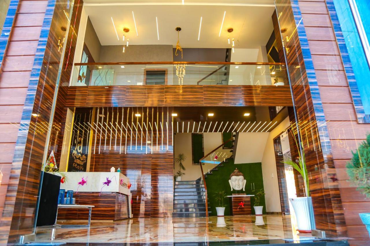 Aashirwad Hotels & Resort Shamgarh Kültér fotó