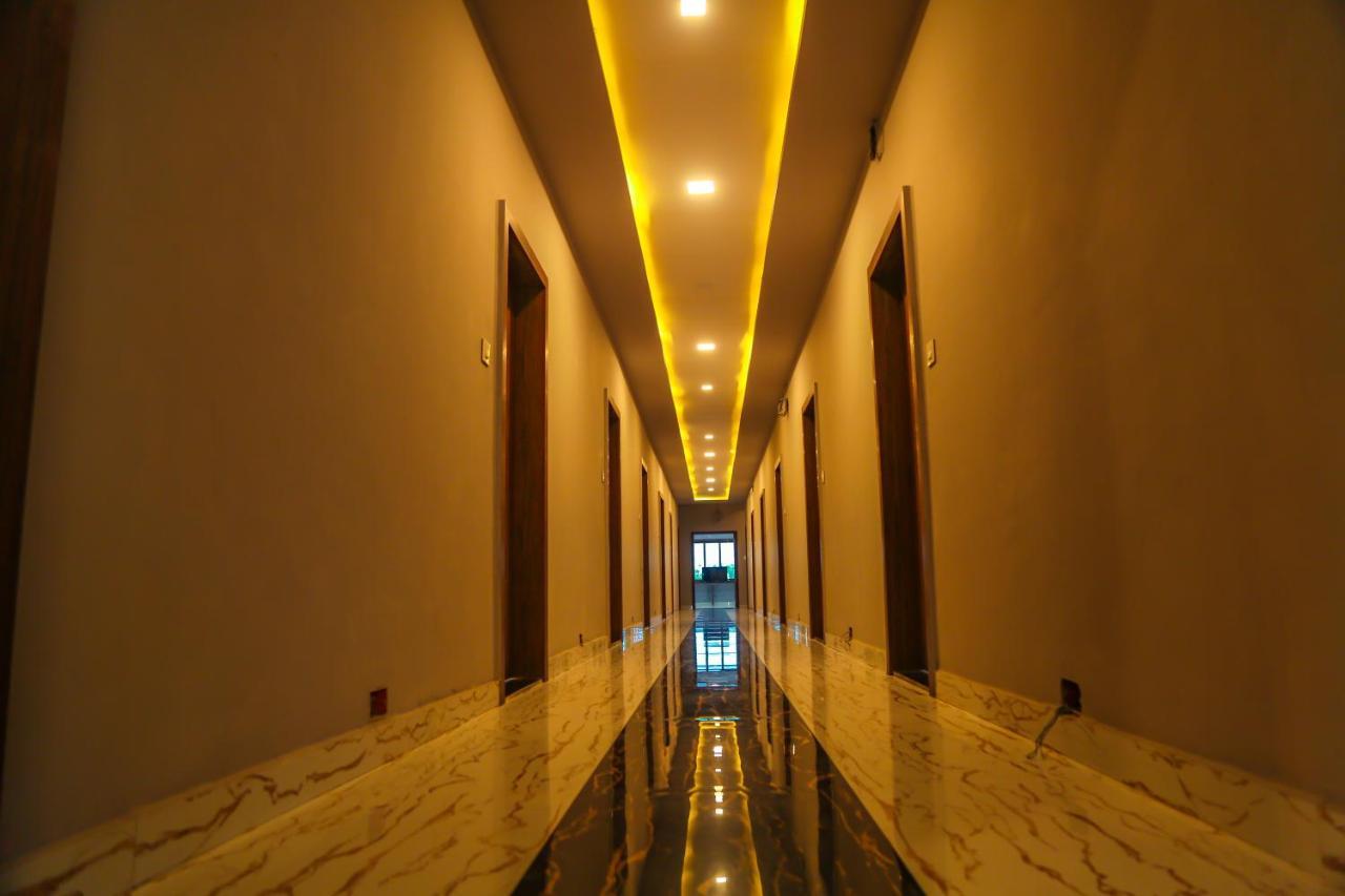 Aashirwad Hotels & Resort Shamgarh Kültér fotó